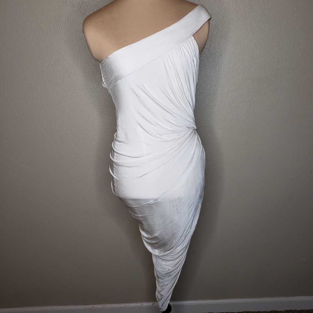 BCBGMAXAZRIA Runway Ivory Gathered Slinky Bodycon One Shoulder dress 8